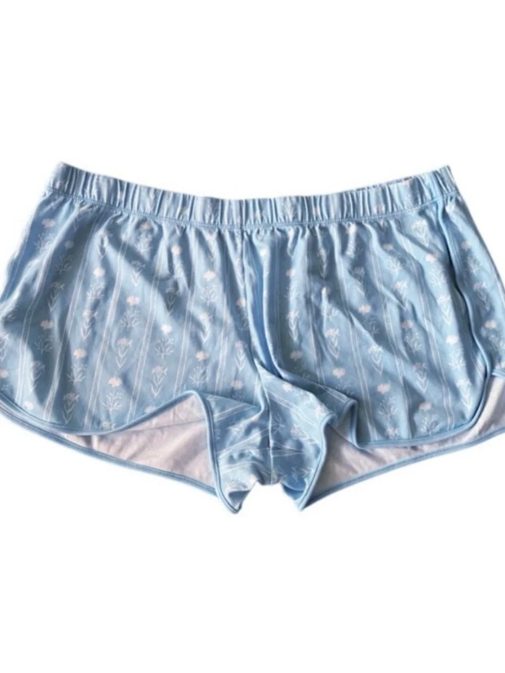 Lake Pajamas Like New - Picture 4 of 4